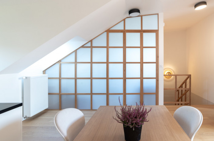 Interiér mezonetového bytu, studio AEIOU