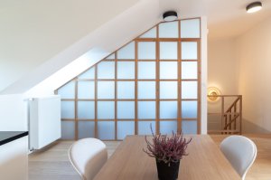 Interiér mezonetového bytu, studio AEIOU