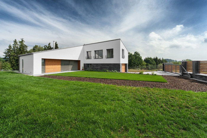 ROSA – ARCHITEKT / Ing. arch. Michal Rosa, Ing. arch. Martina Rosová, Dům na Červeném Kopci - foto