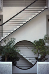 Vlastní rodinný dům architekta Bianco e Nero v Bellinzoně, 1986