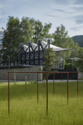 Letní kino Prachatice, Mimosa Architekti: Kino nachází se nedaleko městského centra v blízkosti Štěpánčina parku