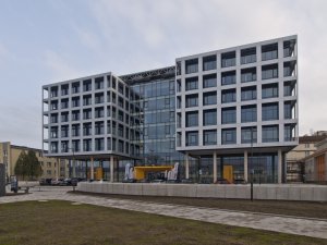 Pardubický kraj má nový pavilon urgentního příjmu. V orientaci zde pomáhají barvy.