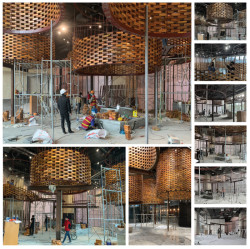 Jsou sestaveny pomocí pečlivých spojů metodou nasucho. (Restaurace Pizza 4P’s v Hanoji od česko – vietnamského studia ODDO)