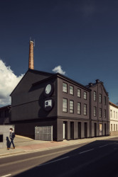 Zóna pro umění 8smička , OK PLAN ARCHITECTS - foto