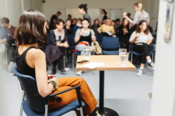 Architektka Blanka Solár vystavuje v Galerii Mini na brněnské Fakultě architektury expozici Hřbitov bez hrobů; pietní biocentrum?