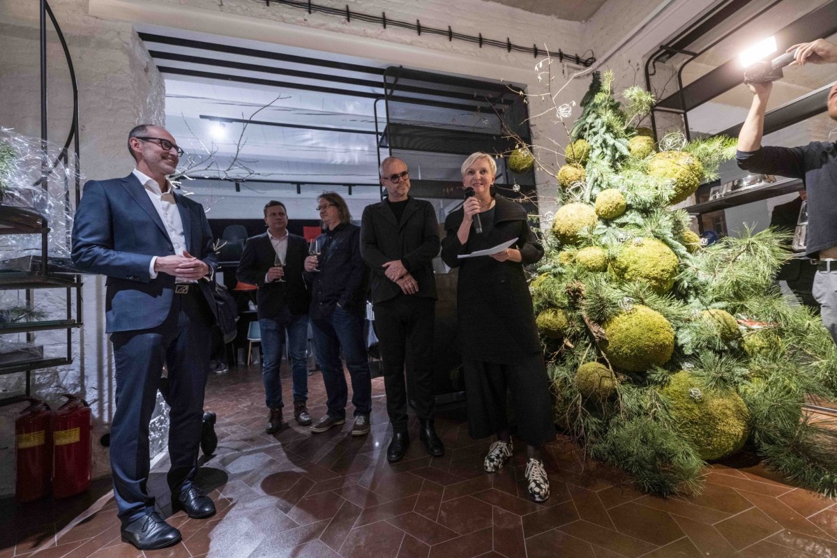 Studio Mimolit uvedlo v prostorách holešovického showroomu Konsepti výstavu Spřízněné duše