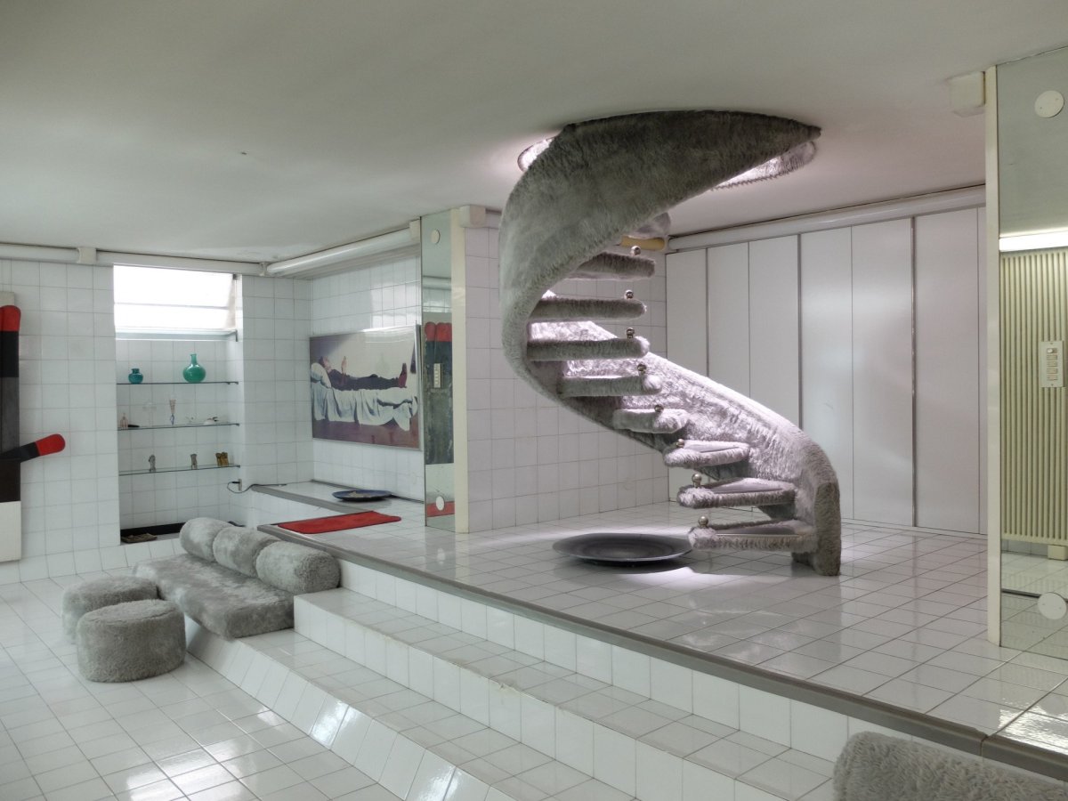 Modern Architecture and Interiors, Vigo