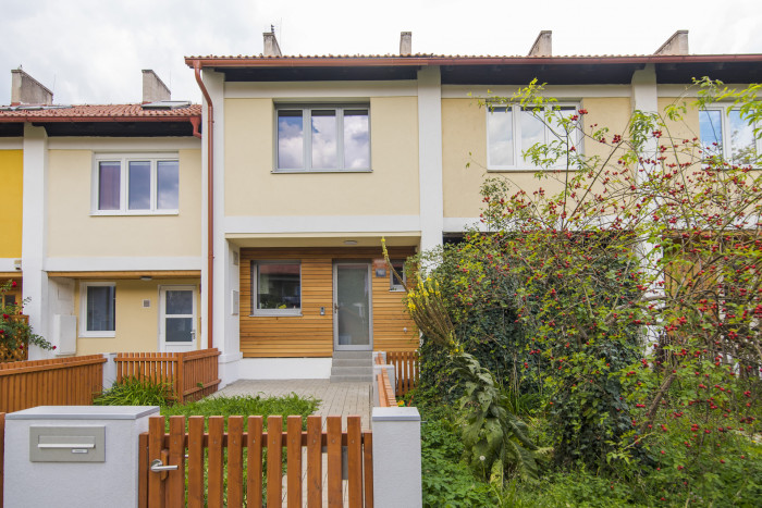 Řadový dům Solidarita, Mooza architecture