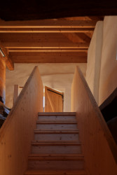 Proměna hospodářské usedlosti s mlýnem na Slovensku od RDTH architekti