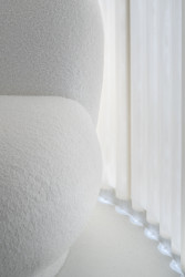 Detail  (Nehtové studio NailSpot; Studio Plyš)