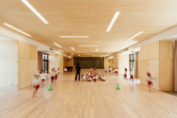 HIBINOSEKKEI + Youji no Shiro, OA Kindergarten – foto