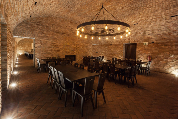 Vinařská stodola, M2AI