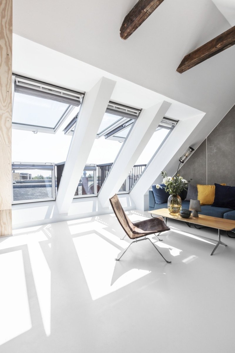Střešní balkon Velux Cabrio.