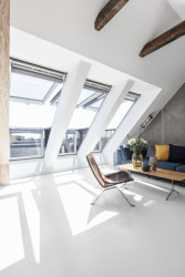 Střešní balkon Velux Cabrio.