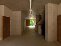 Raphael Zuber, školka se základní školou Grono