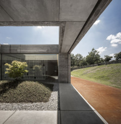 Sambade House, Spaceworkers