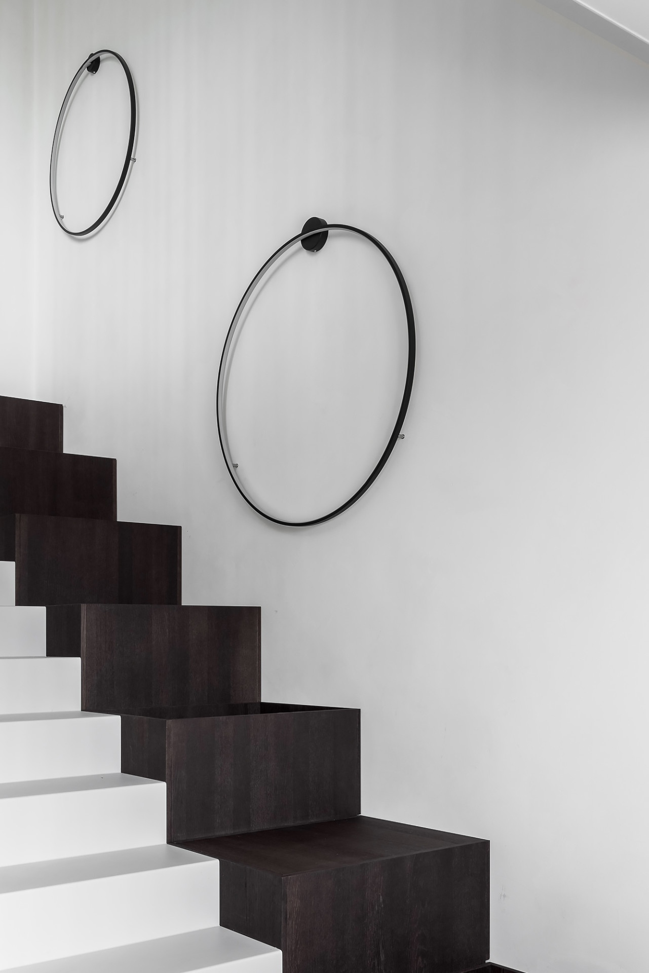 Interiér bytu v Praze na Vinohradech od studia BekArch