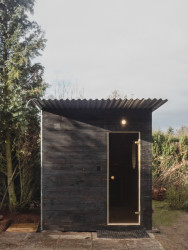 Sauna od Šimona Semeráka (studio TAMTI architekti)