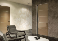 Stavební pouzdro Emotive Standard a skryté zárubně pro otočné dveře Emotive. - foto