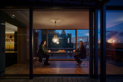 Studio Formafatal zrekonstruovalo interiéry domu rodiny Hřebejkových na pražských Hřebenkách