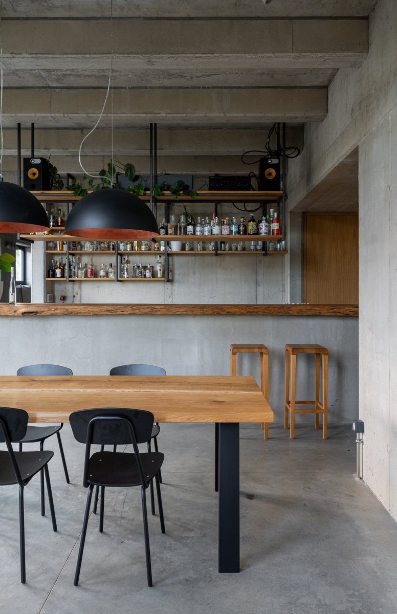 Lihovar s pěstitelskou pálenicí od OBJEKTOR ARCHITEKTI
