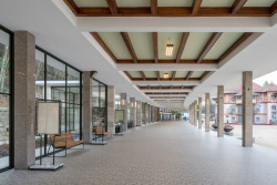 Lázeňská kolonáda v Luhačovicích prošla kompletní obnovou do původního stavu z přelomu 40. a 50. let 20. století. Foto: RAKO