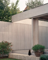 Rodinný dům v ulici Wembury Mews v Londýně od Russella Jonese