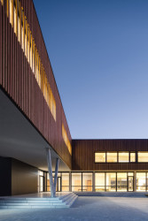 Pavilon ZŠ Smečno, LCArch s.r.o. - foto