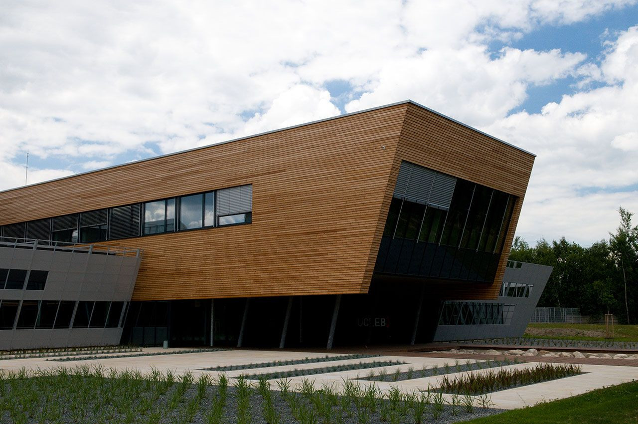 Tomáš Šenberger, Tomáš Med, UNIVERZITNÍ CENTRUM ENERGETICKY EFEKTIVNÍCH BUDOV ČVUT - foto