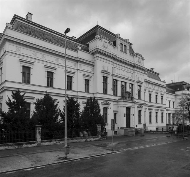 AVU – foto