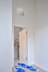 Rekonstrukce pavlačového domu v Praze-Nuslích od ateliéru Plus One Architects 