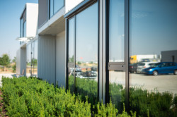 Modulární kancelářskou budovu se zázemím pro Central Trade Park v Úžicích stavěla KOMA MODULAR pouhých 5 dnů.