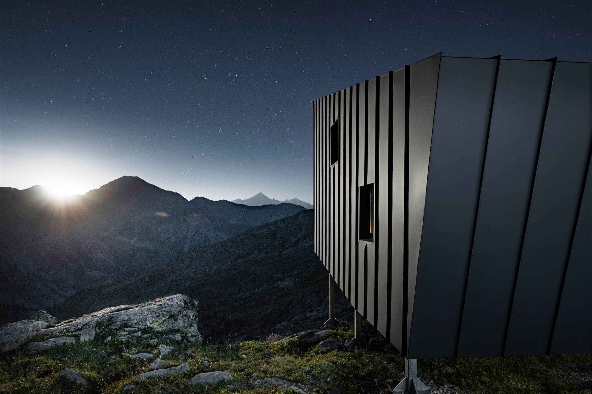 Tým mladých architektů Skye Sturm realizoval minimalistický bivak v italských Alpách