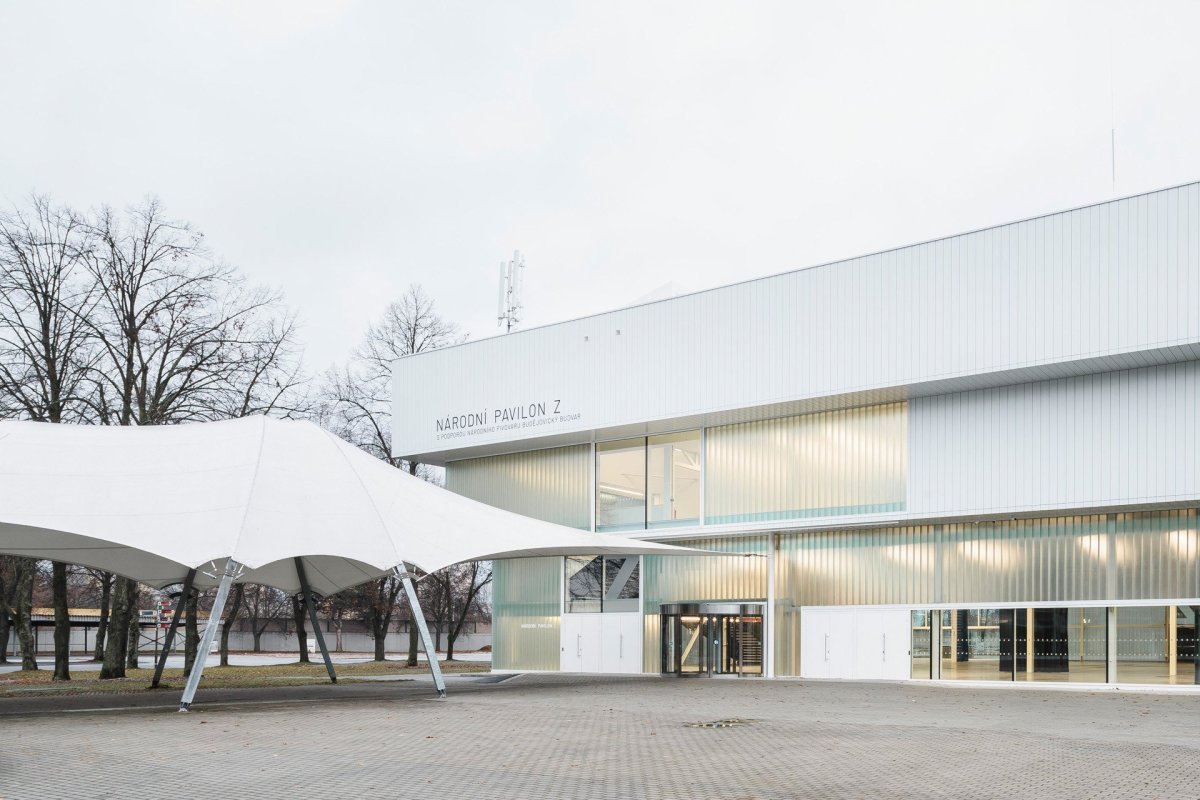 Přestavba pavilonu Z v Českých Budějovicích od studia A8000