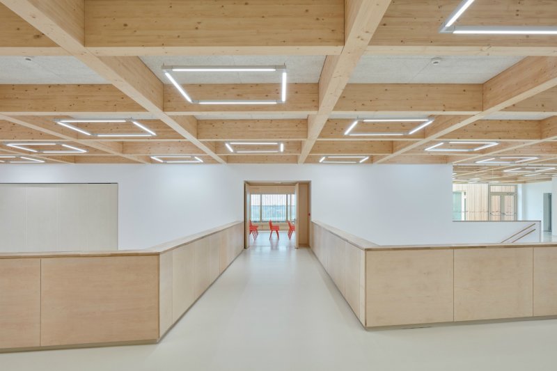 Základní škola Amos pro Psáry a Dolní Jirčany, SOA architekti