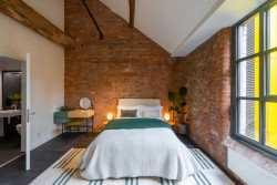 Projekt Crusader Works: Přádelny v centru Manchesteru přestavěné na bydlení, studio shedkm