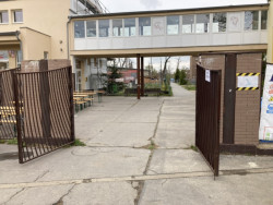 Nadace Proměny Karla Komárka vyhlašuje výzvu k obnově parku před Základní školou U Červených domků v Hodoníně