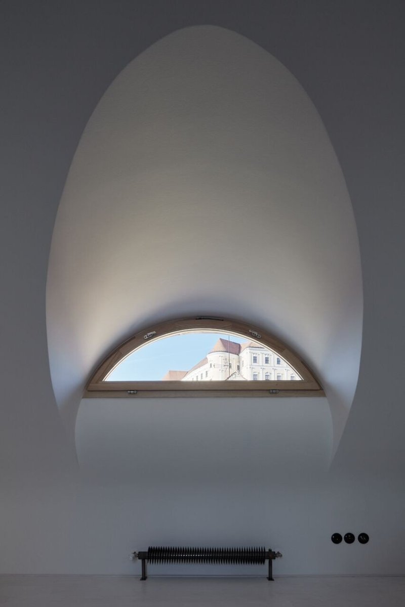 ORA, Štajnhaus