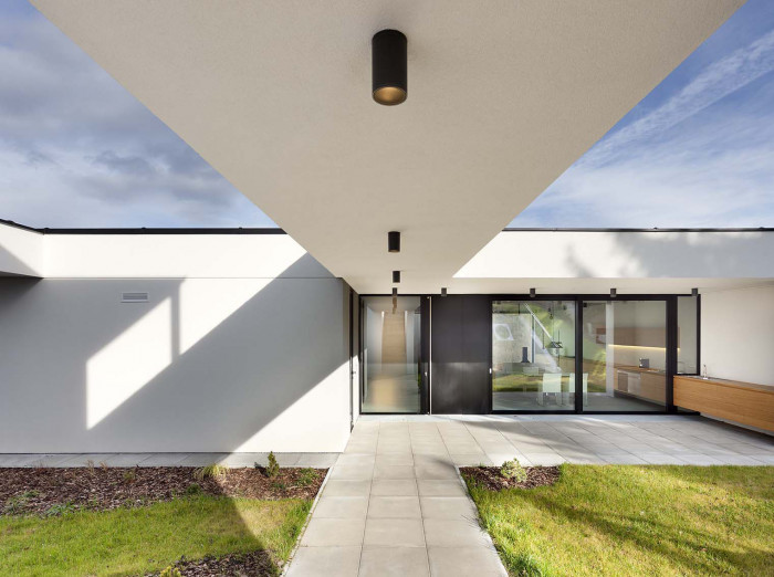 OK Plan Architects, Rodinný dům v Měchenicích - foto