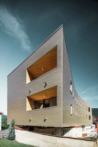 Architekti ze studia Nussmüller Architekten navrhli nové studentské koleje v rakouském Leobenu