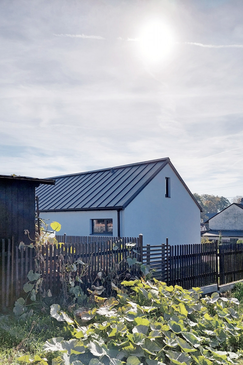 Bydloarchitekti - Vesnický dům Polanka nad Odrou: Místní oceňují hlavně poklidný a přírodní charakter lokality