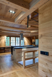 Přestavba chaty ve Svatém Petru, Znamení čtyř - architekti