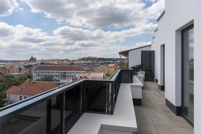 Bytový dům Domino, Atelier RAW