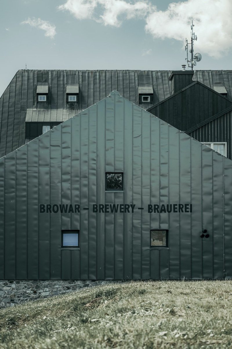 Vesnice Malá Úpa, Možnosti vesnice: Portréty architektonické proměny českého venkova
