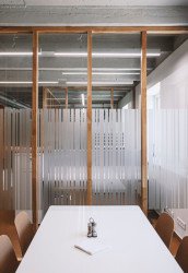 Administrativní sídlo firmy Jolly Joker, Totalstudio