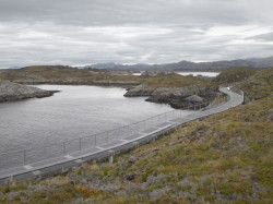 Ghilardi+Hellsten Arkitekter, Odpočívadlo a stezka na ostrově Eldhusøya, foto