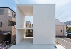 Takuro Yamamoto, Malý dům s velkou terasou - foto