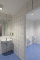 Přístavba školy ve Studenci, CHRAMA: Hygienické zázemí