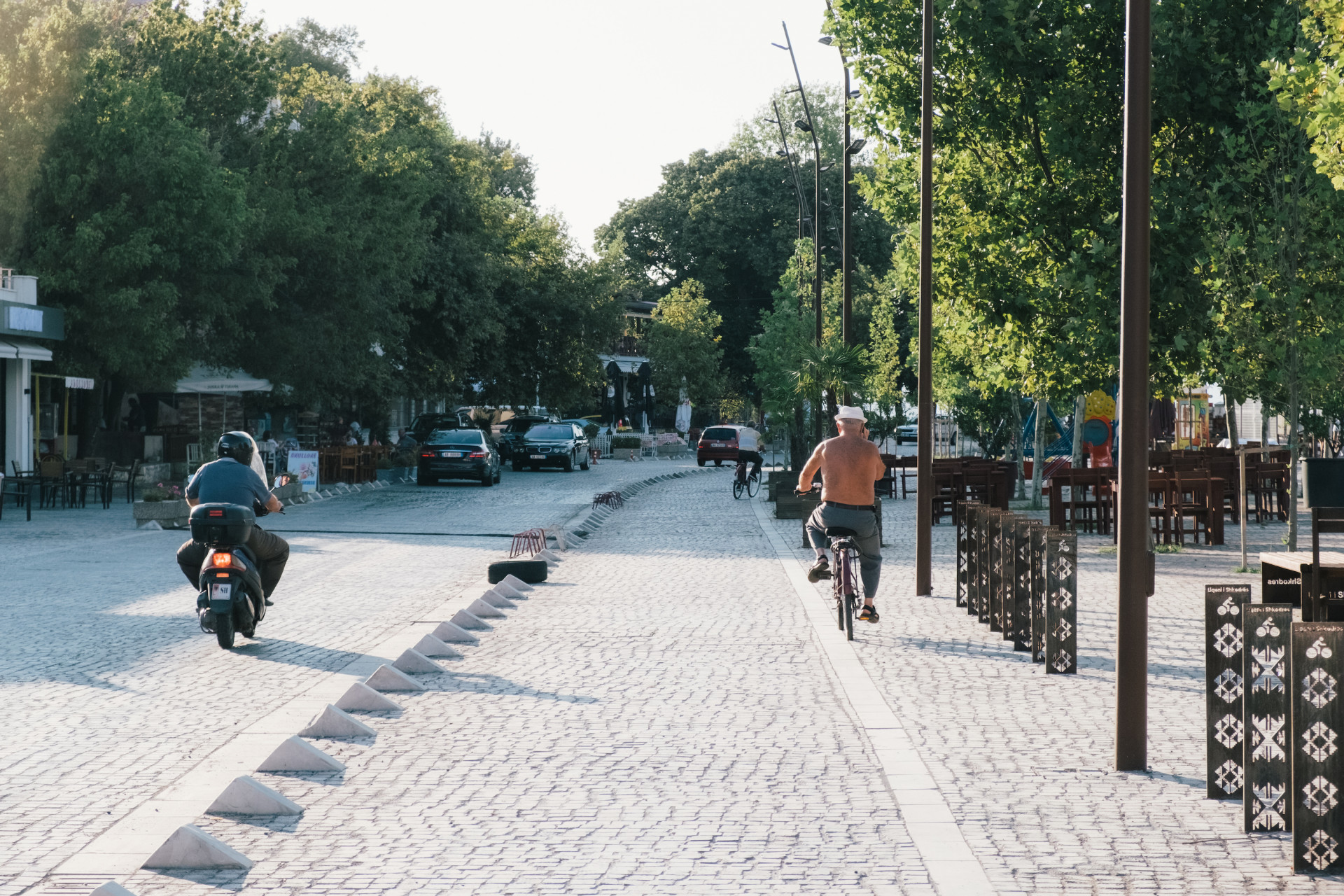 Projekt Albanian Carpet od studia Casanova+Hernandez Architects