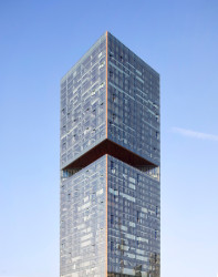 Americké studio SOM realizovalo výškovou budovu nad olympijskou čtvrtí v Londýně. Slouží jako butikový hotel a restaurace, ale najdeme zde i bytové jednotky